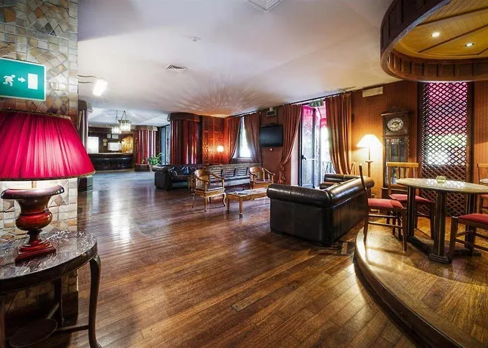 Otel Grand Colony 3*